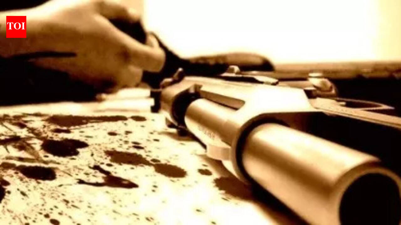 An angry lover shot a woman dead in Shekhpura. patna news