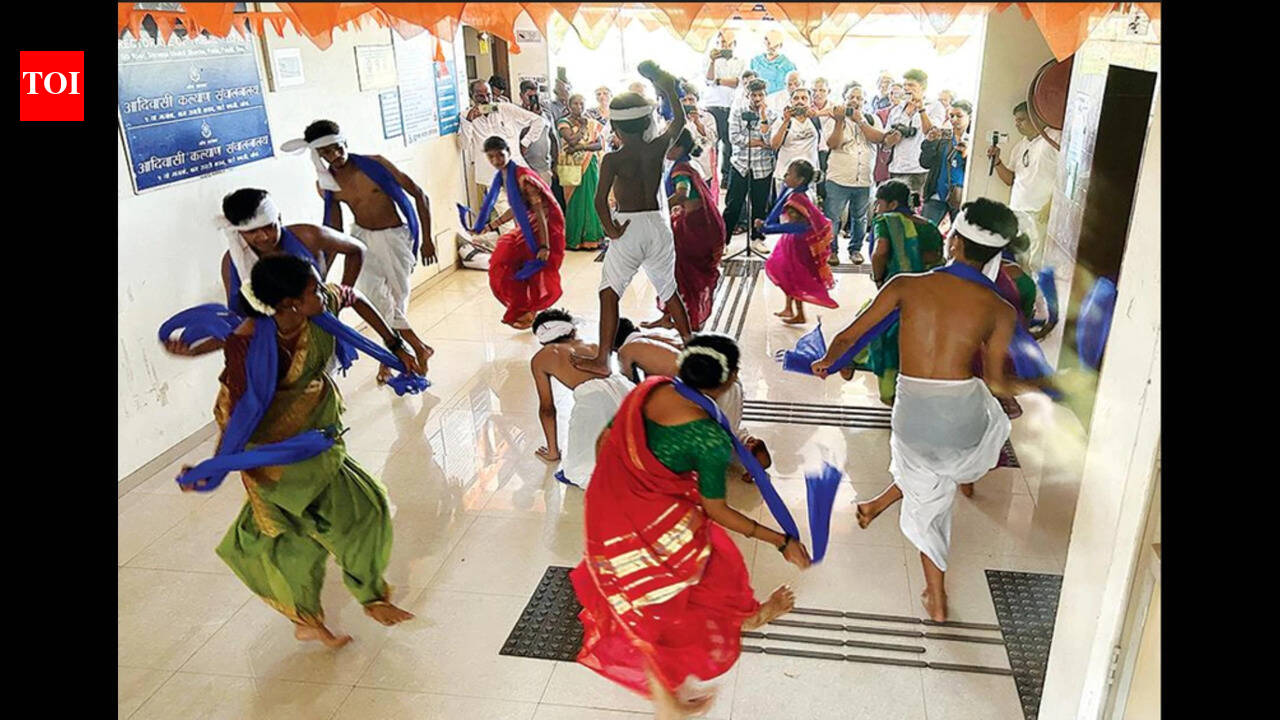 ST community gave 2 days time to the government for quota formalities. goa news
