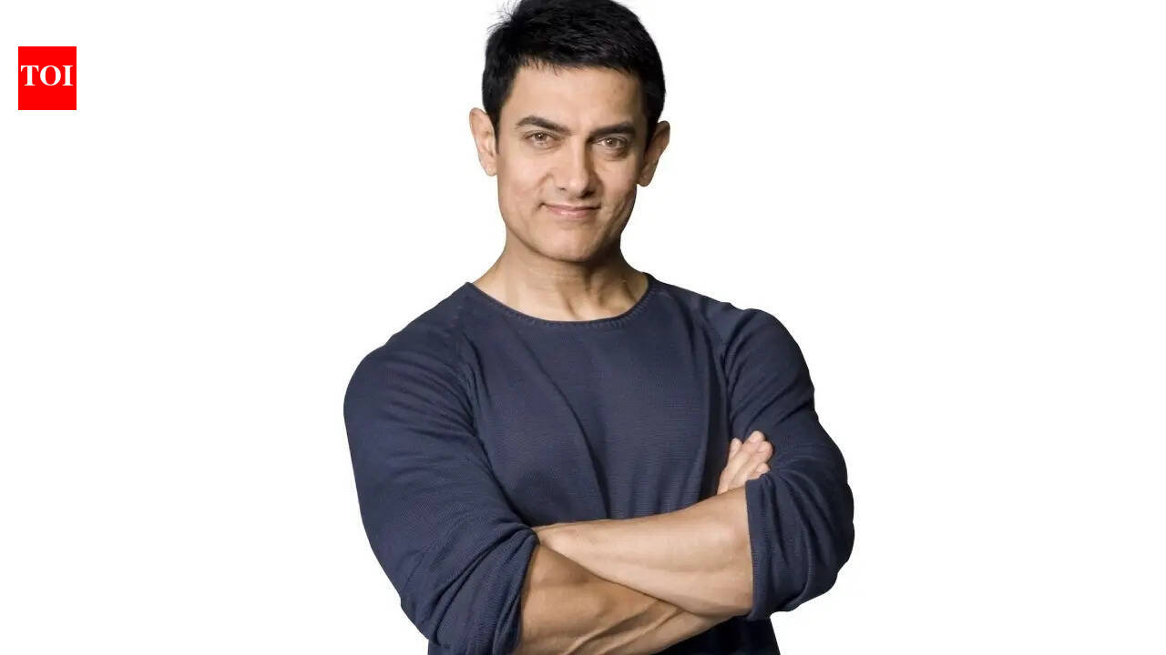 When Aamir Khan put the posters of his debut film ‘Qayamat Se Qayamat Tak’ on a rickshaw with his own hands, a driver clearly refused.