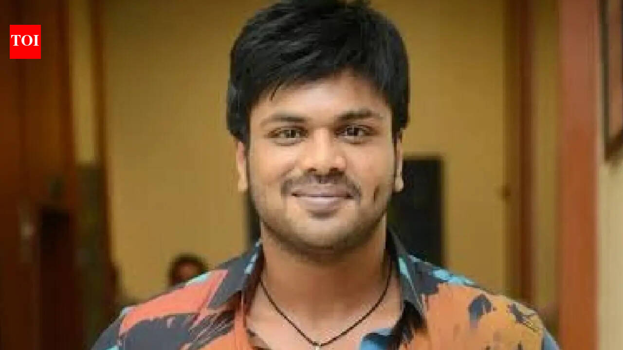 Manchu Manoj announces fun entertainer ‘Vaddi Kasula Vaada’; Birthday glimpse wins fans’ attention telugu movie news