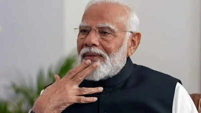PM Modi: Amidst the scorching heat, PM Modi urges citizens to stay hydrated and take care of animals India News