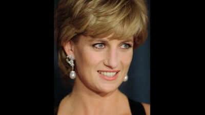Princess Diana: Quote of the Day by Princess Diana: “Do a random act of kindness, without expectation of reward, safe in the knowledge that one day someone might do the same for you.” | world News