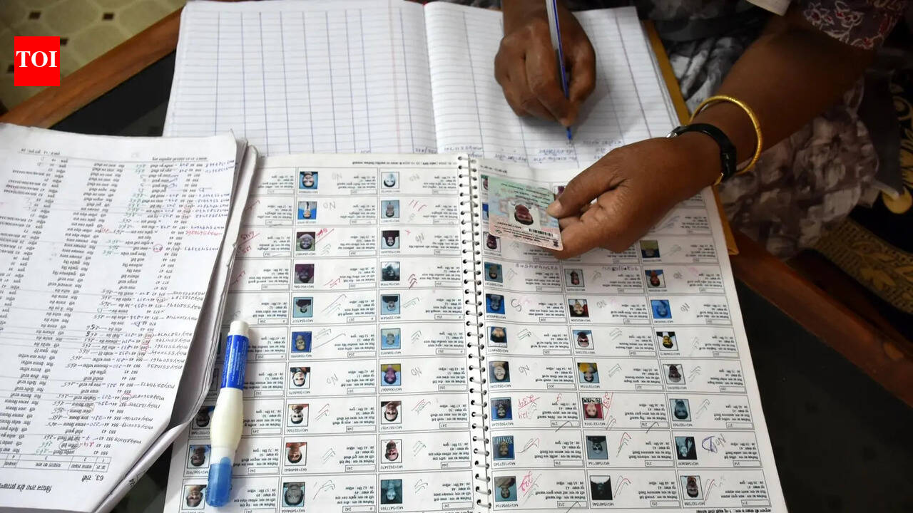 More than 8 thousand BLAs are required for SIR in Pune district, but the parties showed a little haste. pune news