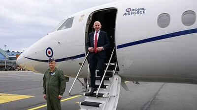 ‘Reckless Russian interference’: RAF jet carrying UK Defense Secretary hit by GPS jam near Russian border