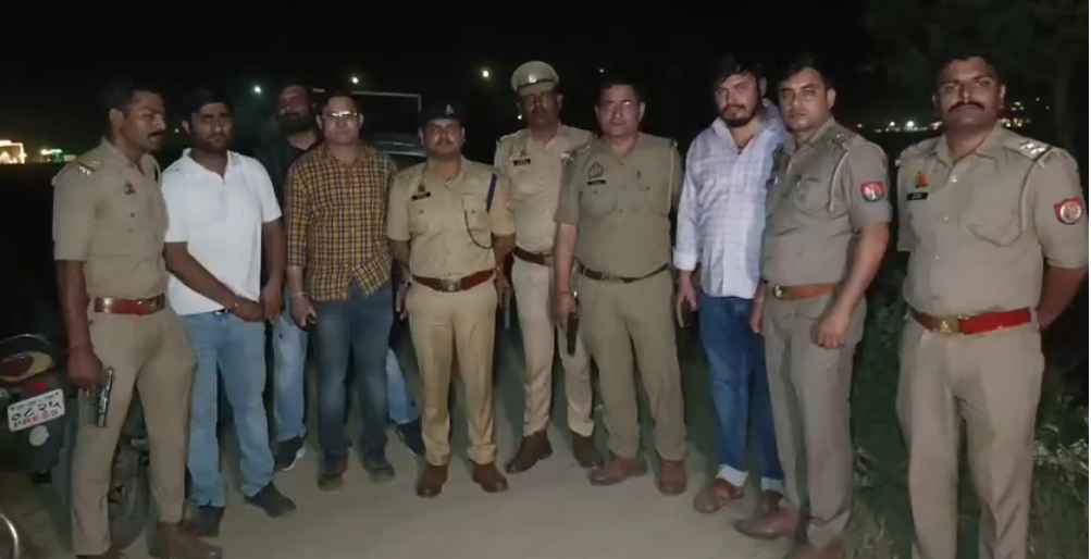 मुजफ्फरनगर मुठभेड़: सिसौना रजवाहे के पास पुलिस और बदमाश आमने-सामने, गांजा तस्करी गिरोह के 5 आरोपी पकड़े गए, दो गोली लगने से घायल