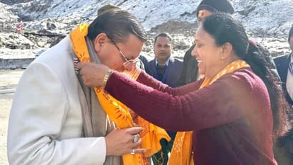 रुद्रप्रयाग: मुख्यमंत्री पुष्कर सिंह धामी पहुंचे केदारनाथ धाम, विवेकानन्द अस्पताल के नये भवन का करेंगे उद्घाटन – सीएम धामी पहुंचे केदारनाथ धाम, किया उद्घाटन विवेकानन्द अस्पताल के नये भवन का उद्घाटन