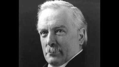 Quote of the Day by David Lloyd George: “Don’t be afraid to take a big step if a signal is given. You can’t cross the ditch in two small jumps.” | world News