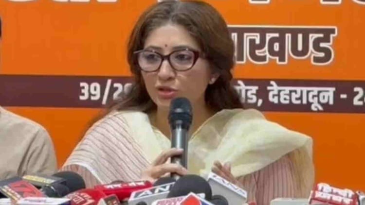 उत्तराखंड राजनीति: बीजेपी महिला मोर्चा का ऐलान, तीन दिन तक पूरे राज्य में जलाए जाएंगे विपक्षी दलों के पुतले