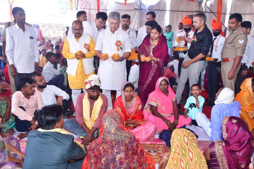 मजदूर दिवस पर अयोध्या में 167 जोड़ों का सामूहिक विवाह, प्रत्येक जोड़े को मिली 85 हजार रुपये की सहायता