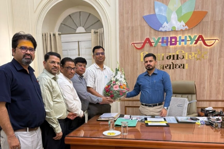 आईएमए प्रतिनिधिमंडल ने डीएम शशांक त्रिपाठी से मुलाकात कर भवन निर्माण की समस्याओं से अवगत कराया