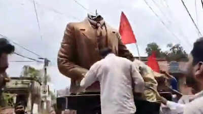 CPM attacks BJP statue: Video: CPM claims BJP ‘goons attacked, broke Lenin statue’ in Bengal’s Murshidabad. india news