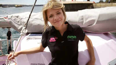 Meet Jessica Watson: the 16-year-old sailor who survived alone in the brutal oceans for 210 days after a devastating cargo ship collision. world News