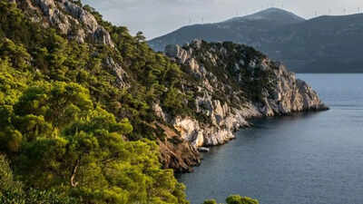 Methana volcano in Greece never died: Scientists reveal 100,000 years of hidden magma activity