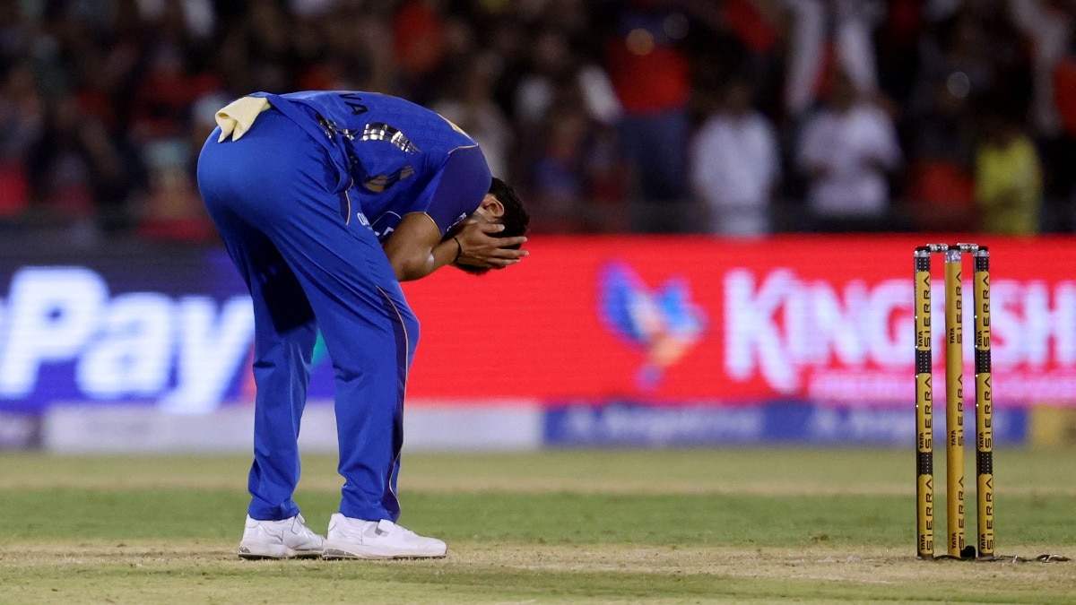 Double blow to Mumbai Indians, star batsman and all-rounder out of IPL 2026