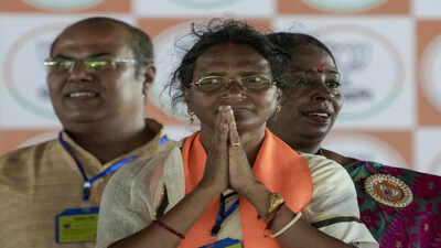 West Bengal Elections 2026: RG Tax victim’s mother, BJP candidate Ratna Debnath ahead from Panihati. india news