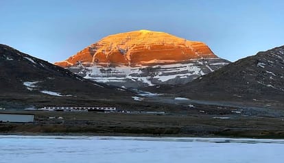 उत्तराखंड: महंगी हुई कैलाश मानसरोवर यात्रा, 35 हजार रुपये बढ़ा खर्च; प्रति यात्री चुकाने होंगे 2.09 लाख – कैलाश मानसरोवर यात्रा हुई महंगी, 35 हजार बढ़ी लागत