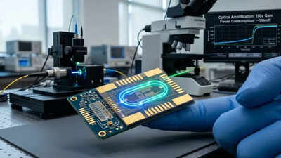 Stanford’s tiny chip could make your internet 100 times faster while using less power