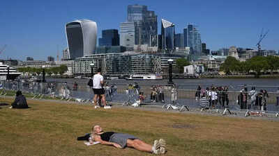 UK weather forecast: Temperatures to drop with warm spells across all regions after bank holidays