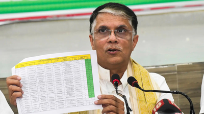 Supreme Court says Pawan Khera vs Himanta a political fight, giving relief to Congress leader India News