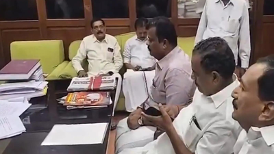 Tamil Nadu Political Crisis: Tamil Nadu Political Crisis: Rebel AIADMK MLA Balakrishna Reddy supports EPS, submits apology letter amid turmoil in party | india news