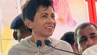 उत्तराखंड: कांग्रेस प्रभारी कुमारी शैलजा आज से गढ़वाल क्षेत्र का दौरा करेंगी, चुनावी रणनीति पर चर्चा के लिए बैठक करेंगी – उत्तराखंड कांग्रेस प्रभारी कुमारी शैलजा आज से गढ़वाल क्षेत्र का दौरा शुरू करेंगी, चुनावी रणनीति पर चर्चा करेंगी