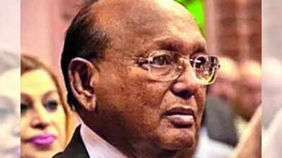 Bangladesh: Despite ban, thousands gathered to bid final farewell to Awami League legend