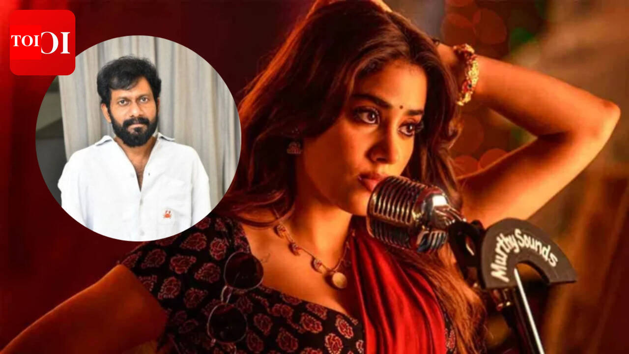 ‘Peddi’ director Buchi Babu Sana apologizes to women over Janhvi Kapoor’s objectionable controversy.