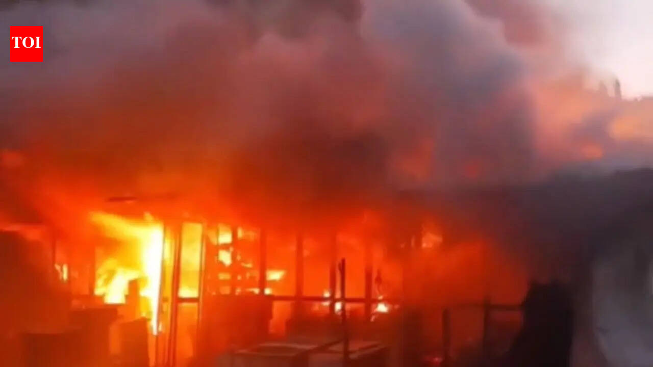 Watch: Massive fire destroys 13 shops in Jammu and Kashmir’s Poonch, engulfs Bufliaz Central Market. india news