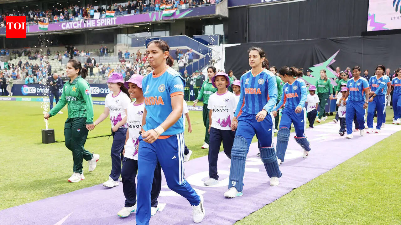 ‘If things want to move forward…’: Pakistan women’s coach breaks silence on IND-PAK handshake snub cricket news