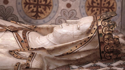 Europe’s most powerful queen discovered after 700 years: Archaeologists finally open Queen Elisenda’s tomb in Barcelona. world News