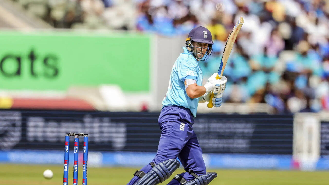 After Root’s match-winning inning of 99 runs, the former India captain pointed him towards Virat Kohli, Rohit Sharma. cricket news
